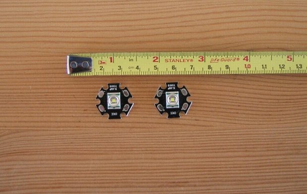 LED_1.jpg - 2 Cree XRE Q5 LEDs from Dealextreme